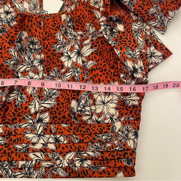 Amanda Uprichard || Samira Floral Leopard Keyhole Blouse Orange / Leopard Small - Picture 7 of 8